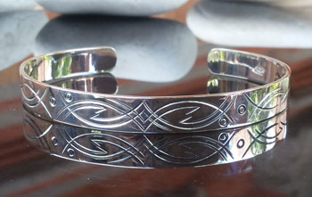 Bangle bali silver bead