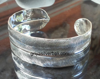 Bangle bali silver bead