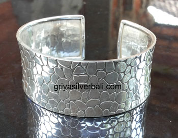 Bangle bali silver bead