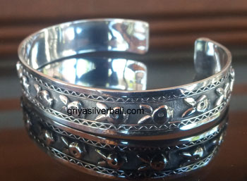 Bangle bali silver bead