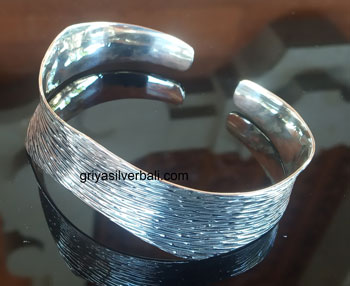 Bangle bali silver bead