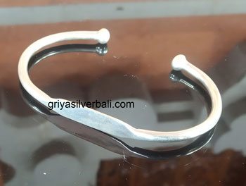 Bangle bali silver bead