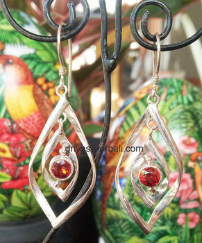 Earring bali silver bead