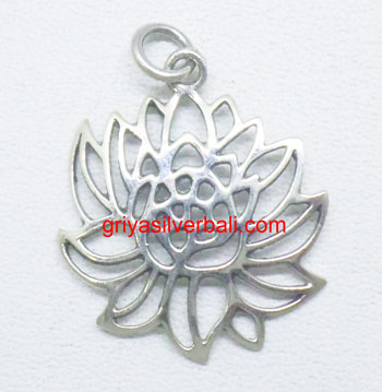 Lotus And Flowers bali silver bead