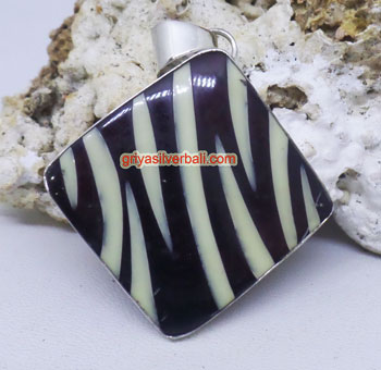 Pendant Shell bali silver bead