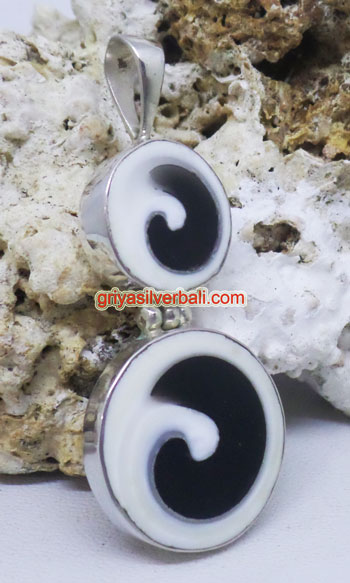 Pendant Shell bali silver bead