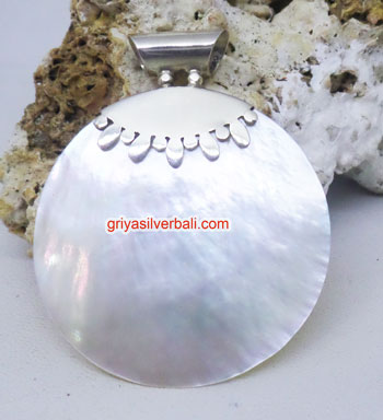 Pendant Shell bali silver bead