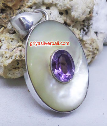 Pendant Shell bali silver bead