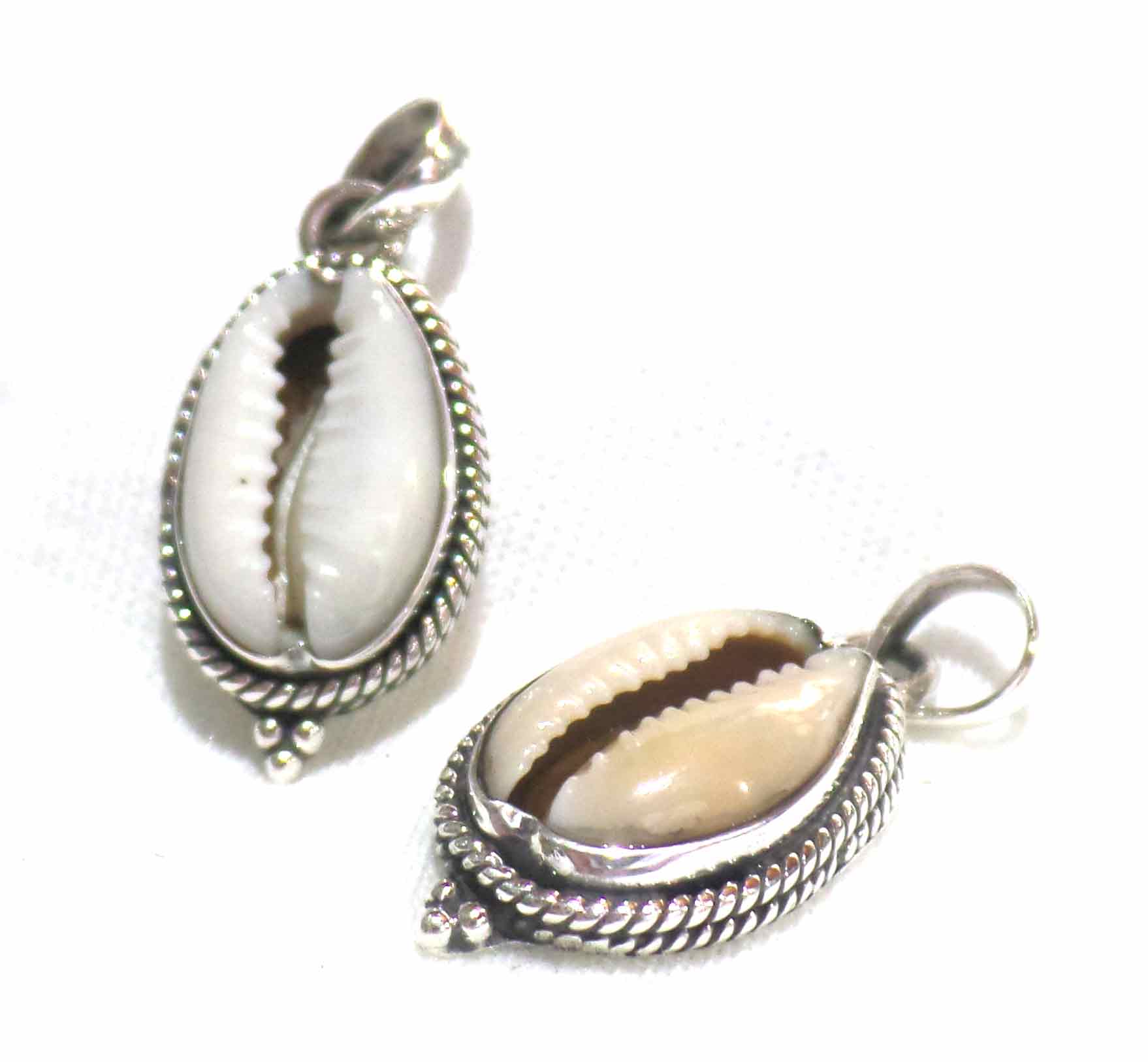 Pendant Shell Cowrie bali silver bead