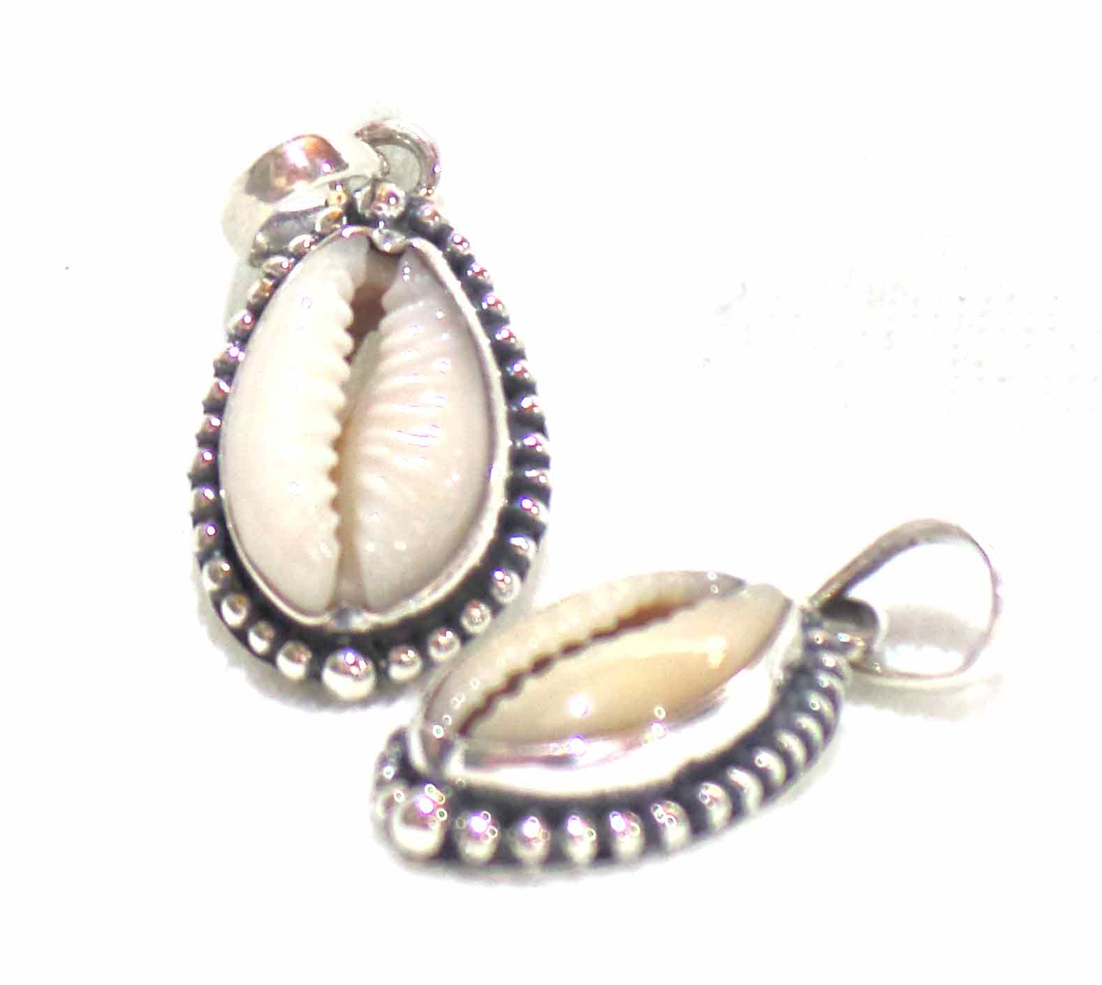 Pendant Shell Cowrie bali silver bead