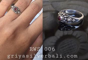 Ring With Stone bali silver bead