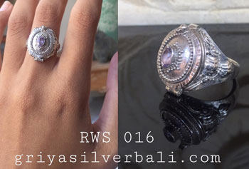 Ring With Stone bali silver bead