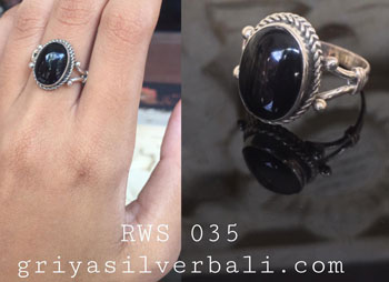 Ring With Stone bali silver bead