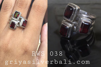 Ring With Stone bali silver bead