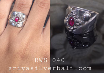 Ring With Stone bali silver bead