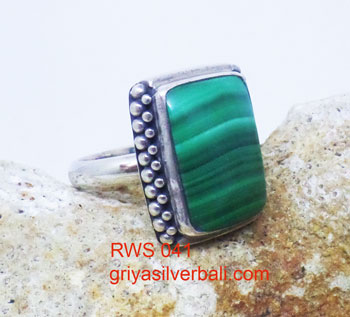 Ring With Stone bali silver bead