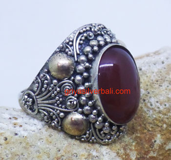 Ring With Stone bali silver bead