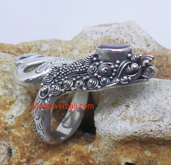 Ring With Stone bali silver bead