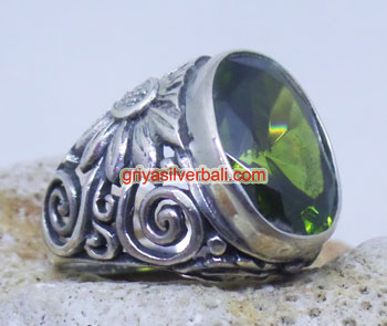 Ring With Stone bali silver bead