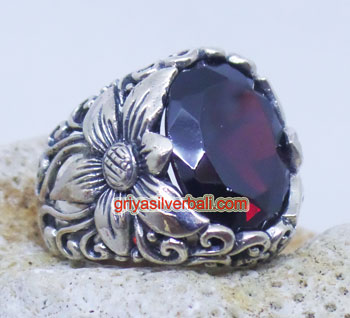 Ring With Stone bali silver bead