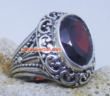 Ring With Stone bali silver bead