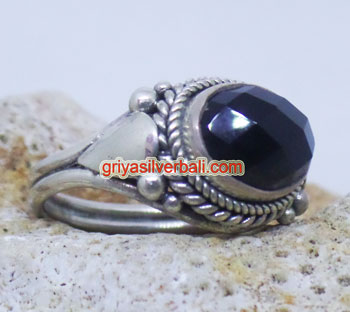 Ring With Stone bali silver bead