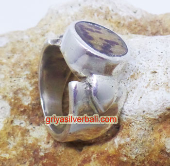 Ring With Stone bali silver bead