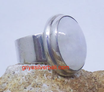 Ring With Stone bali silver bead