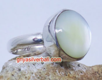 Ring With Stone bali silver bead